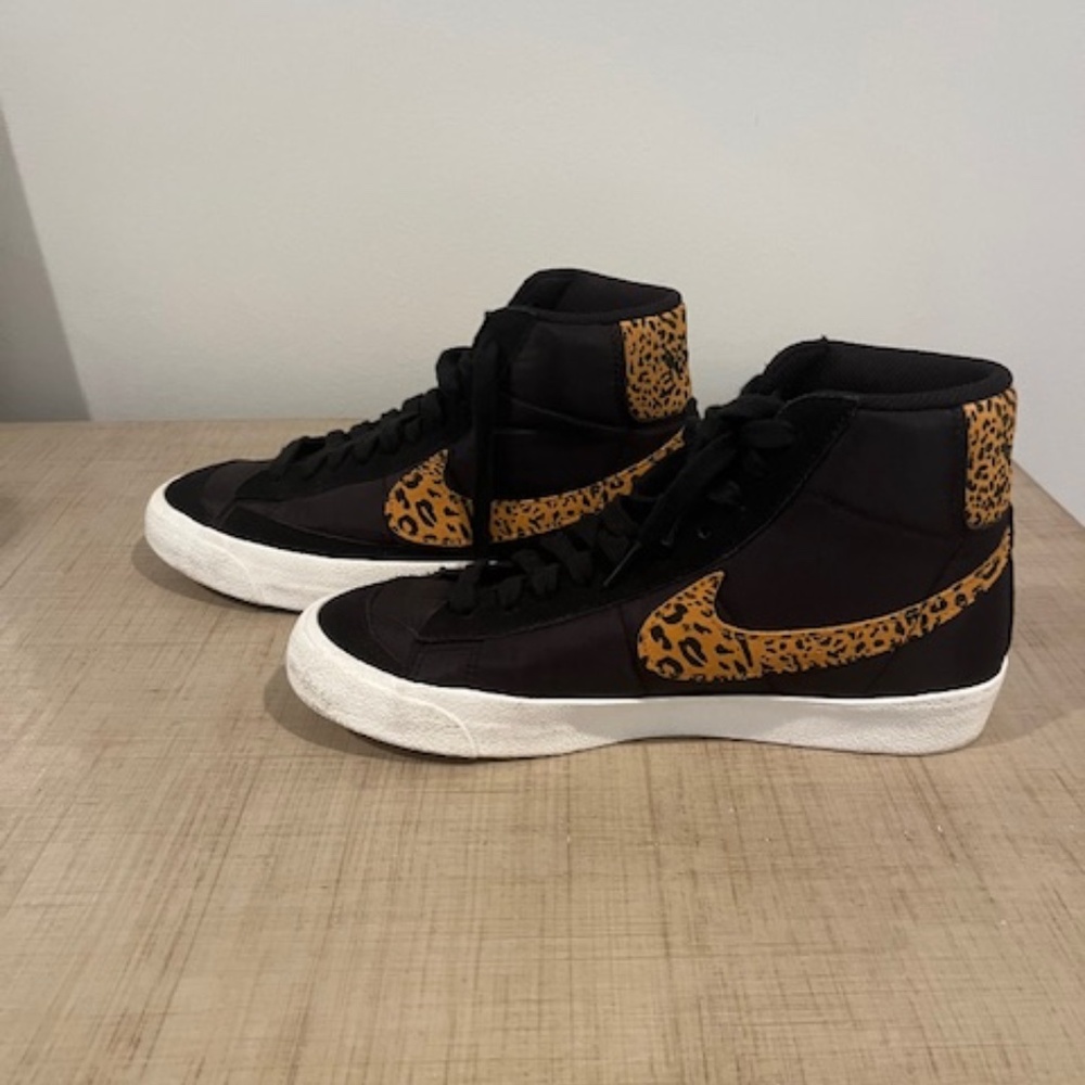 Nike Black and Leopard Print Sneakers